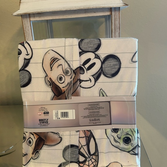 Disney 100 Men’s pajama set - Picture 4 of 4